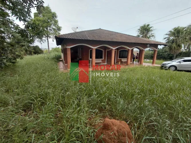 Chácara à venda em Vinhedo com 5.607 m² e potencial para empreendimento imobiliário