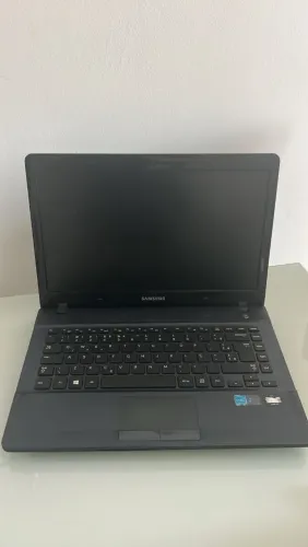 Notebook Samsung NP275 - Retirar Peças