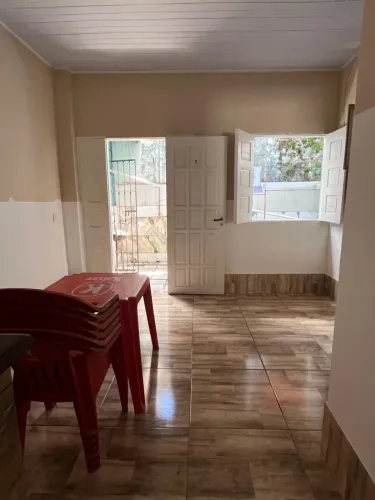 Aluga-se apartamento 