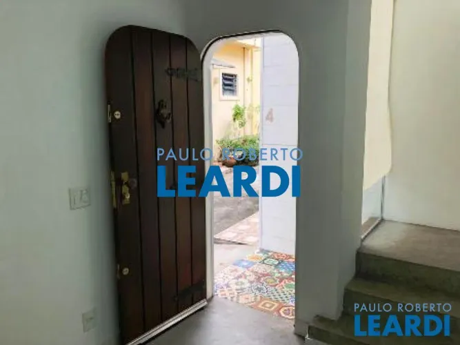 CASA DE VILA - PINHEIROS - SP