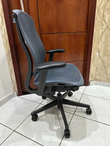 Cadeira herman miller Celle Entrega grátis sp capital