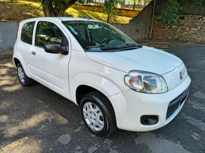 Fiat Uno Vivace 1.0 EVO Fire Flex 8V 3P 2014