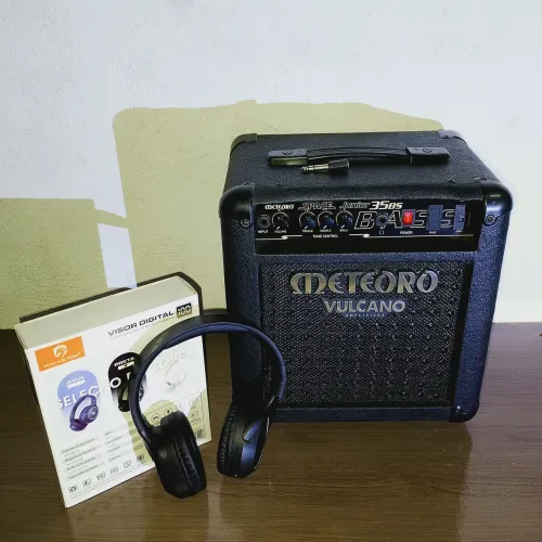 Cubo Meteoro para baixo mais fone