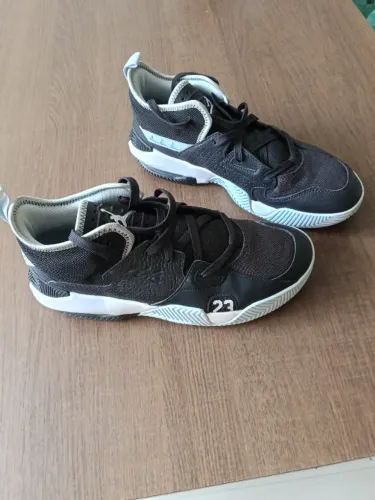 Tênis Nike Jordan Stay Loyal 2