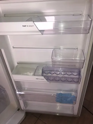 GELADEIRA FROSSFREE ELECTROLUX
