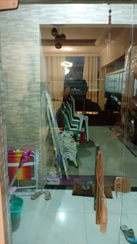 Porta de blindex, metragem 2.10 de altura e 72cm de largura