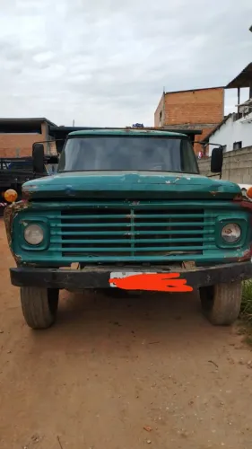 Ford F-75 4X4 2.3 1977