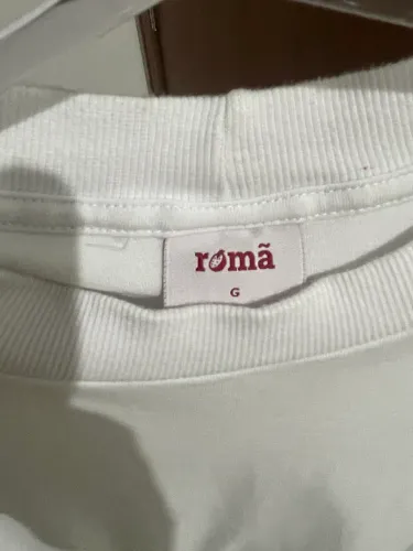 camiseta oversized romã 