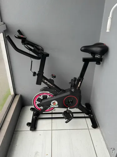 Bicicleta Ergométrica Profissional Spinning X11 Em Aço Carbono Suporta Até 120kg