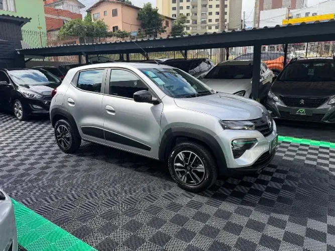 Renault Kwid Intense 1.0 Flex 12V 5P Mec. 2024