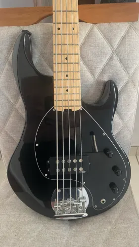 Contrabaixo Seven Music man 5c