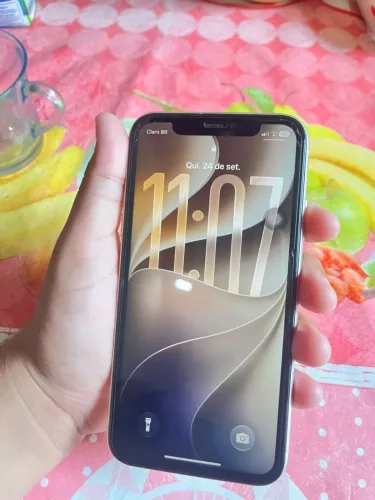 Troco ou vendo iPhone 11 256gb