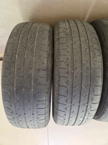 Vendo 4 pneus Bridgestone ecopia 185 65 15