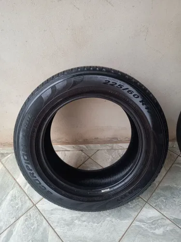 Pneus aro 17