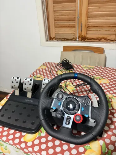 Volante Logitech G29 Driving Force