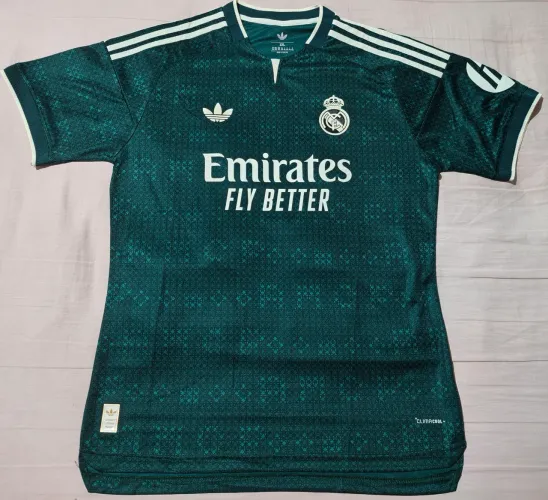 Camisa Real Madrid, Away verde 2026/27 - Modelo jogador
