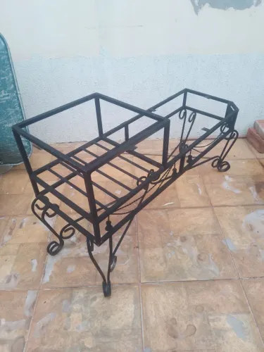 Aparador com assento
