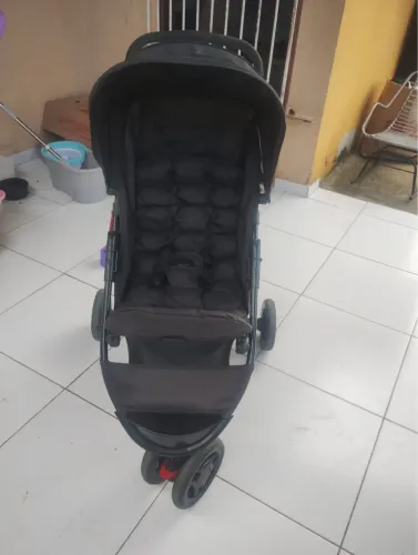 CARRINHO DE BEBÊ COSCO POUCO USO