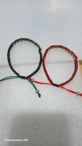 Novas pulseira de macrame