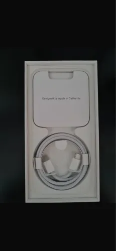 iPhone 15 128 GB tela trincada