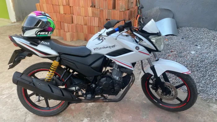 Vendo uma moto fazer 150 interessados entra em contato 