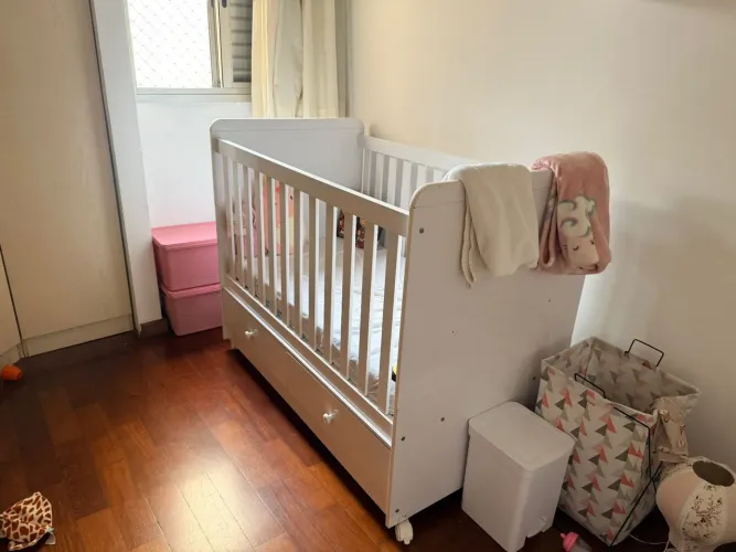 Berço com gavetas