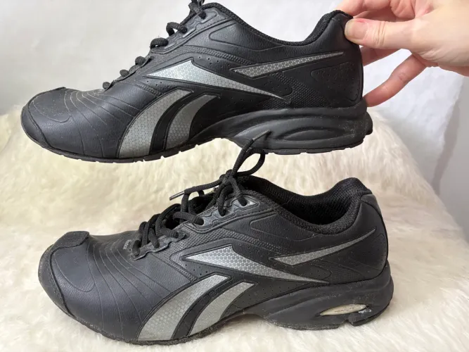 Tênis Usado Reebok Preto e Cinza Masculino