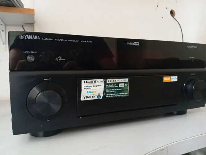Receiver Yamaha RX -A 3000 (parou de ligar ).