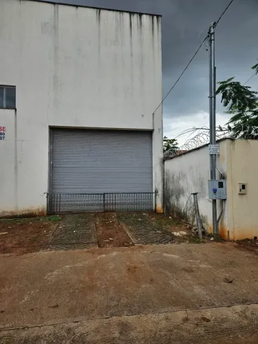 Imóvel para venda possui 545 metros quadrados com 2 quartos em Cidade Jardim - Goiânia - G