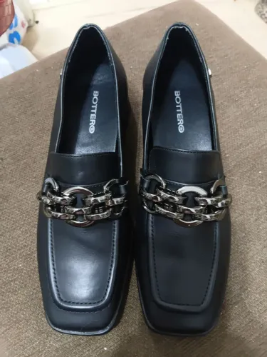 Vendo um mocassim bottero feminino tamanho 36 