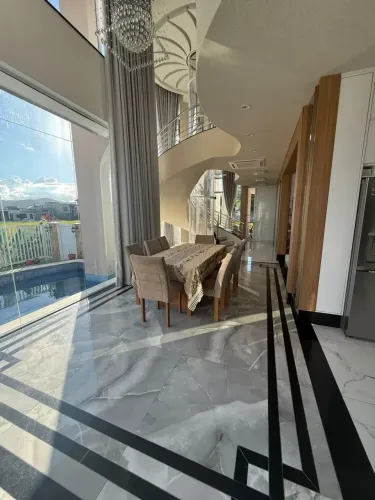 CASA ALTO PADRÃO CONDOMÍNIO CALEDÔNIA LOCAÇÃO!!!!