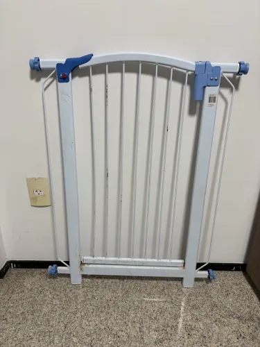 Vendo grade de proteção para pet. 