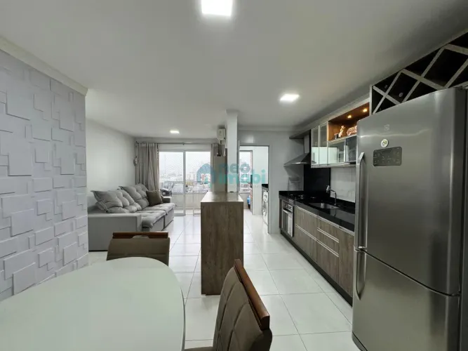 Apartamento 3 quartos Semimobiliado no Pagani, Palhoça/SC