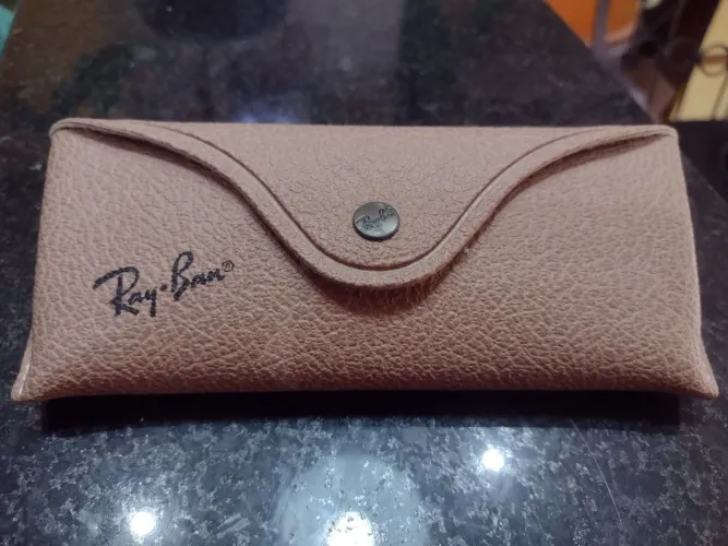 Armação de óculos Rayban italiano-; impecável e novíssimo