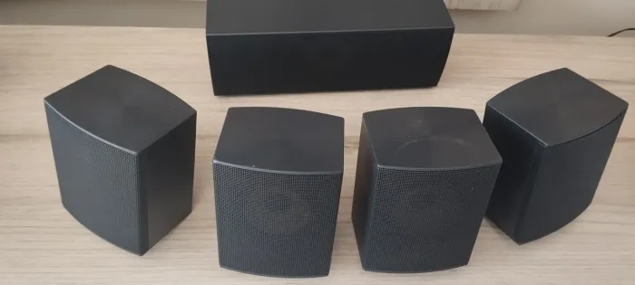 Caixa de som de fio 3 ohms