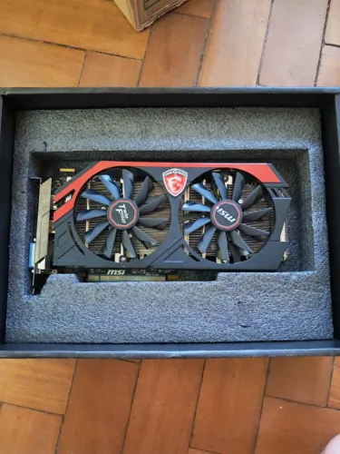 Placa de Vídeo R9 270X com defeito