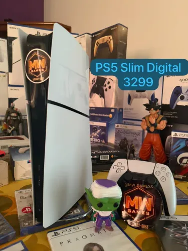 PS5 Slim Digital 