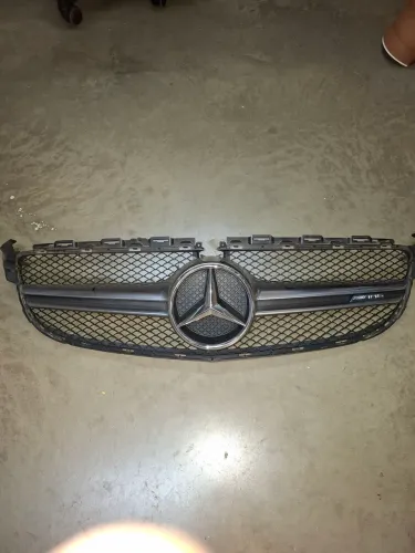 Grade mercedes c63 amg 2016 original sem detalhes