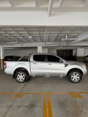Ford Ranger XLT 2.5 16V 4X2 CD Flex 2015