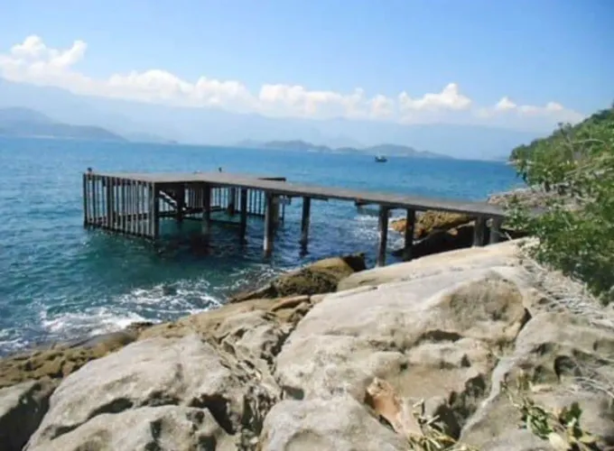 Terreno na ilha do Brandao em angra dos reis 