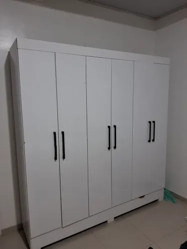 Guarda roupa 6 portas 3 gavetas
