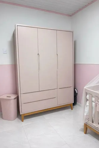 Quarto de bebê menina super novo