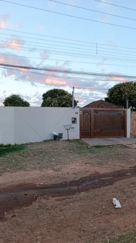 Alugo casa no Columbia