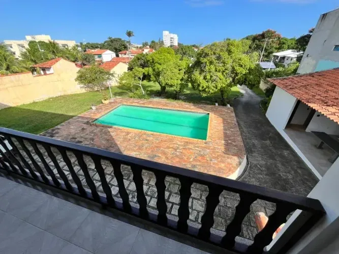 Atenção Construtores. Excelente Propriedade em Itaúna. Terreno 1.500M2 Sendo 30 Frente Rua