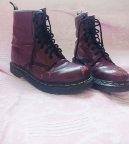 Dr . Martens 