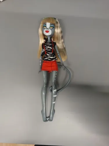 Boneca meowlody monster high