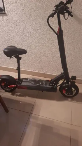 Patinete elétrico novo,com banco.