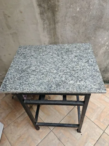 Mesa de mármore 