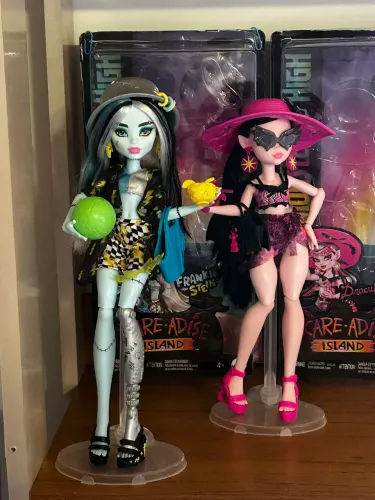 Monster High Scare Island 2 BONECAS