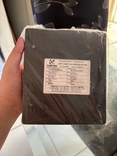 Regulador de Tensão Automático (AVR)